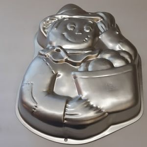 Vintage Wilton Fall/Scarecrow Cake Pan.